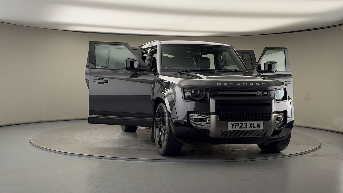 More views of Land Rover Defender 130