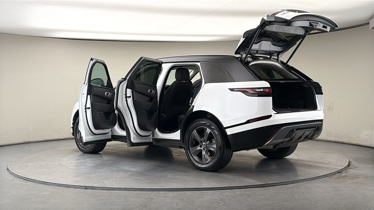 More views of Land Rover Range Rover Velar