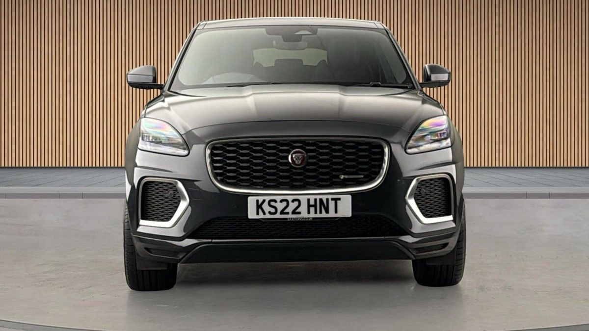 Jaguar E-PACE Image 3