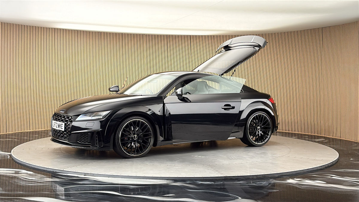 More views of Audi TTS