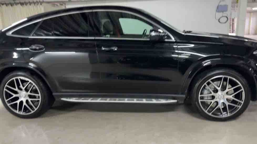 More views of Mercedes-Benz GLE