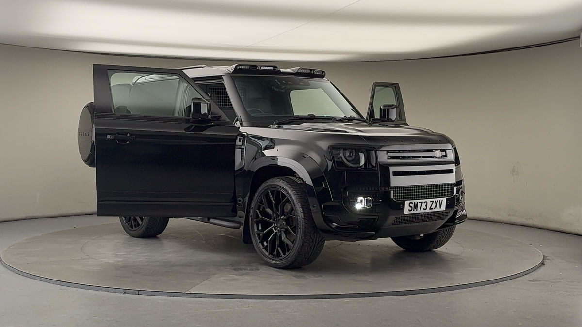 More views of Land Rover Defender 90