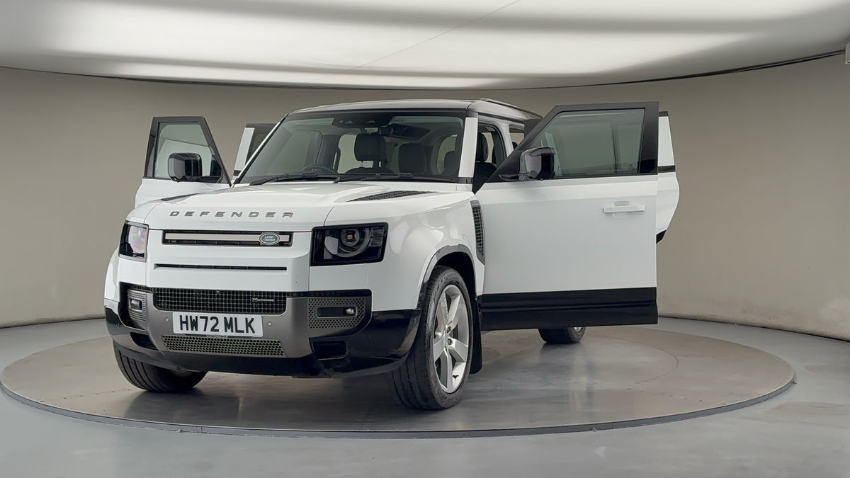 More views of Land Rover Defender 110