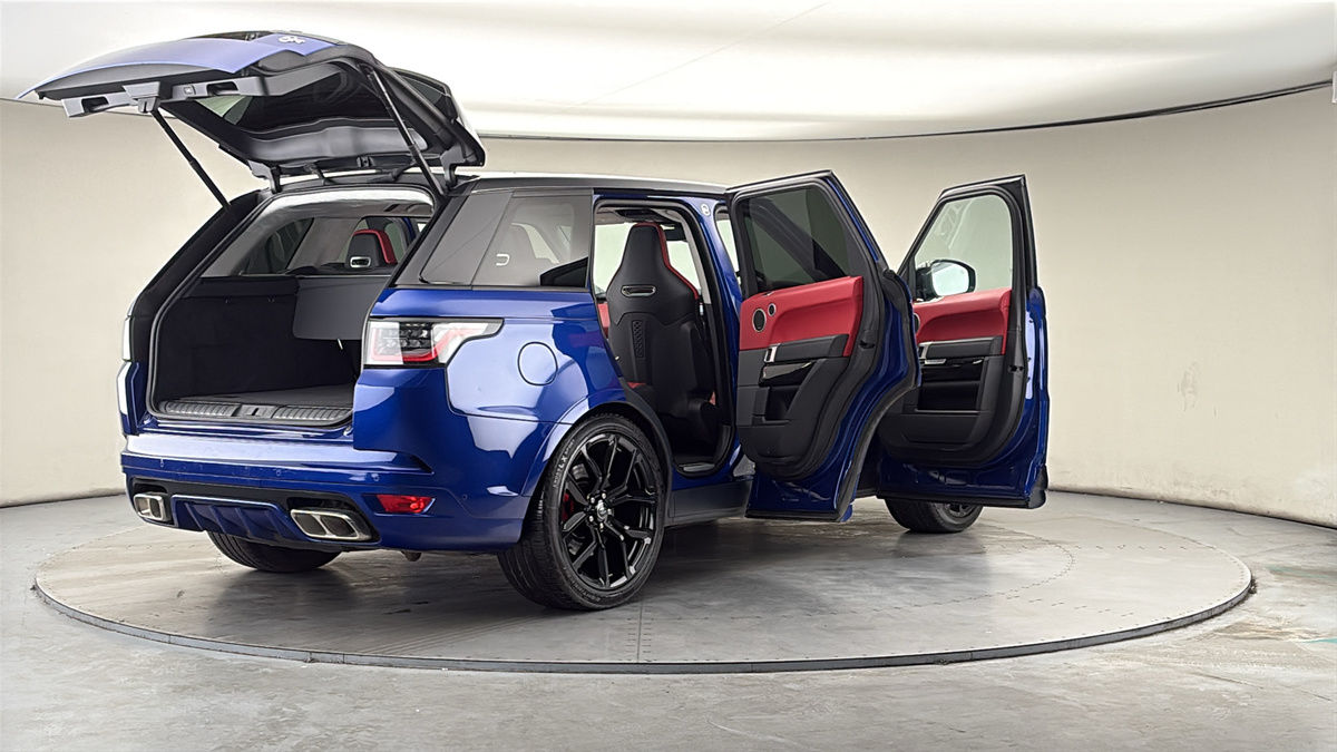 More views of Land Rover Range Rover Sport