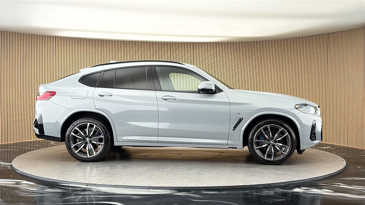 More views of BMW X4