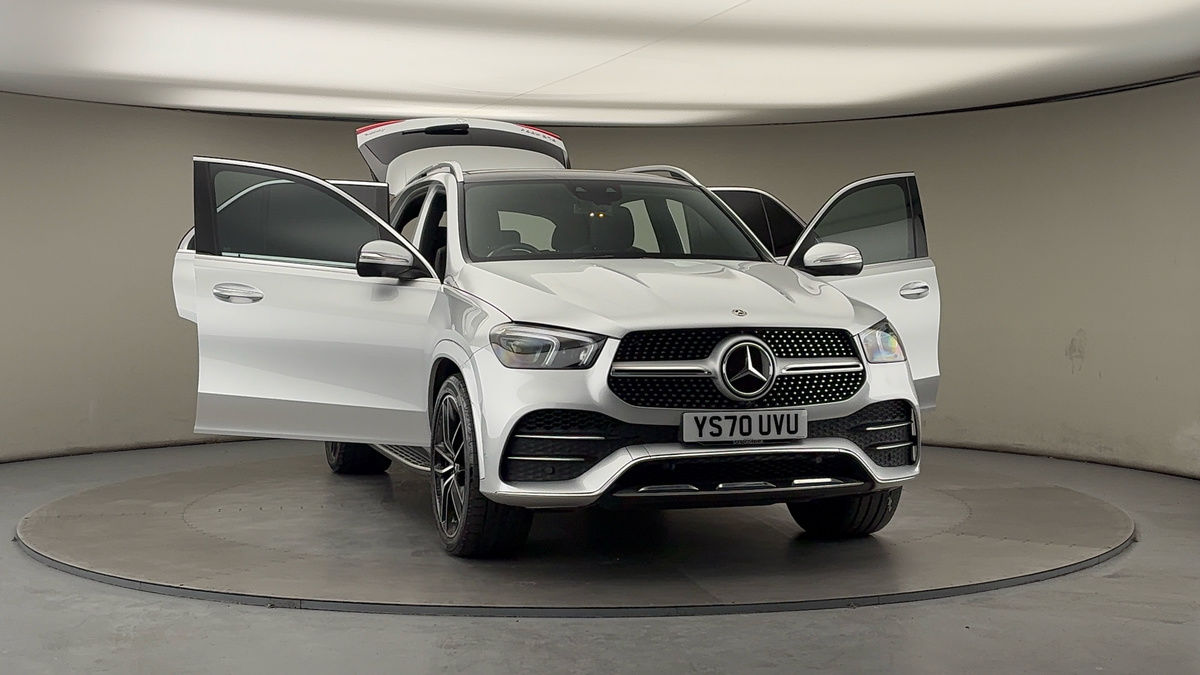More views of Mercedes-Benz GLE
