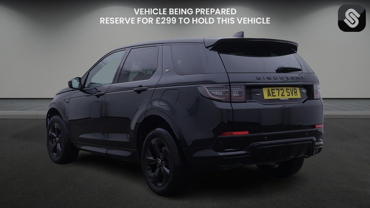 Land Rover Discovery Sport Image 3
