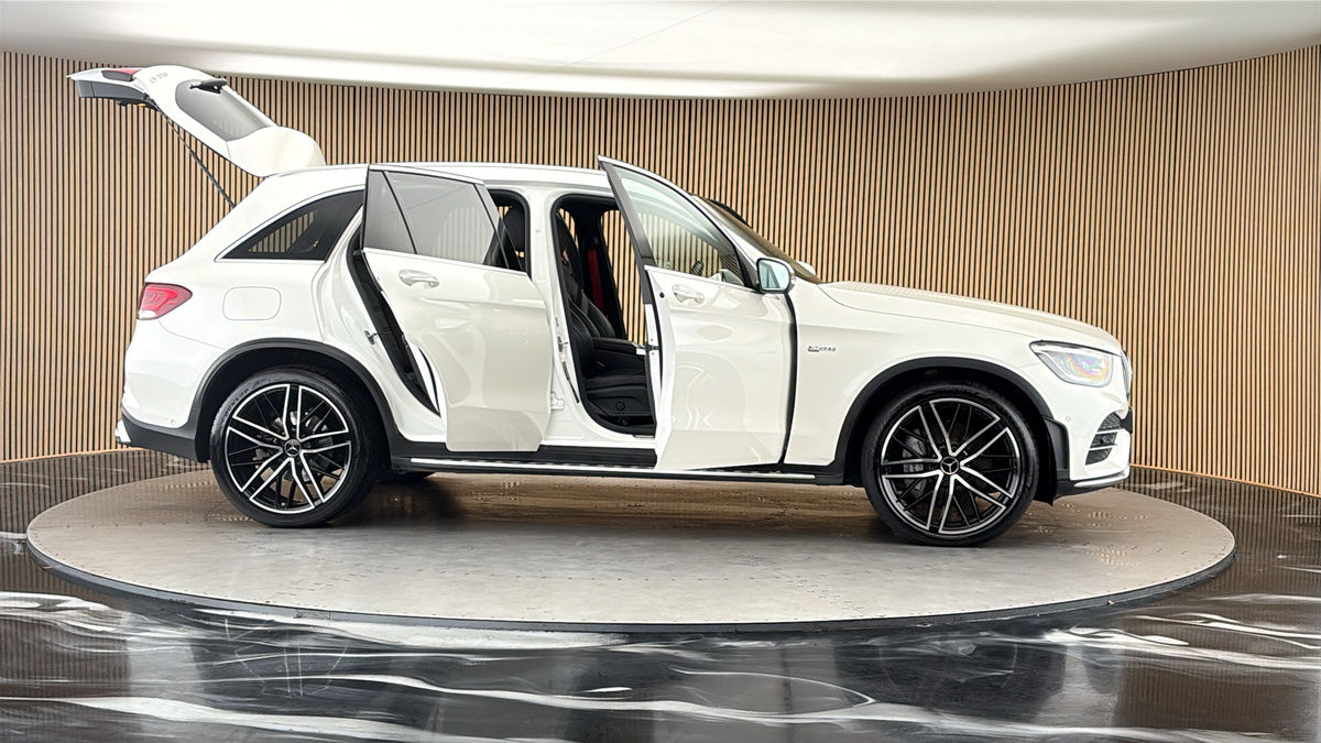 More views of Mercedes-Benz GLC