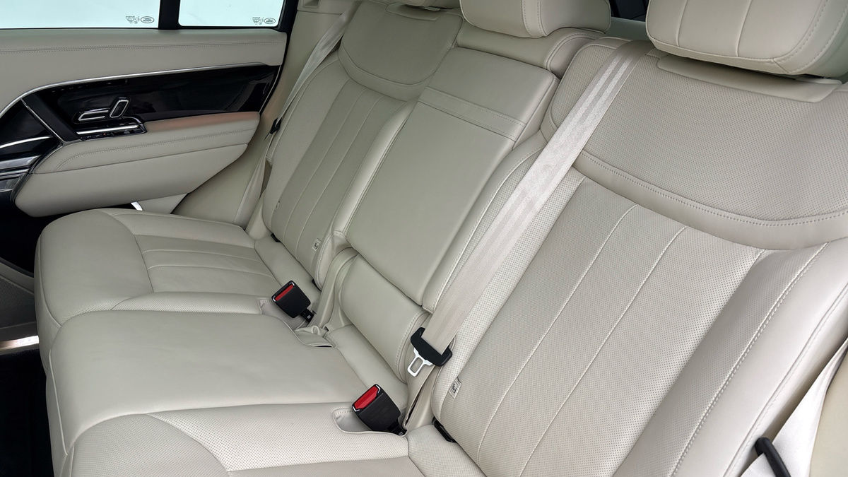 Land Rover Range Rover Image 8