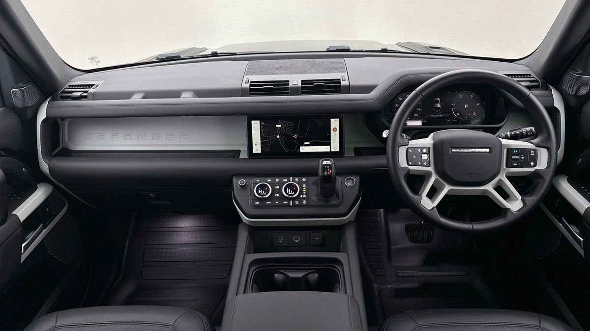 Land Rover Defender 110 Urban Image 24