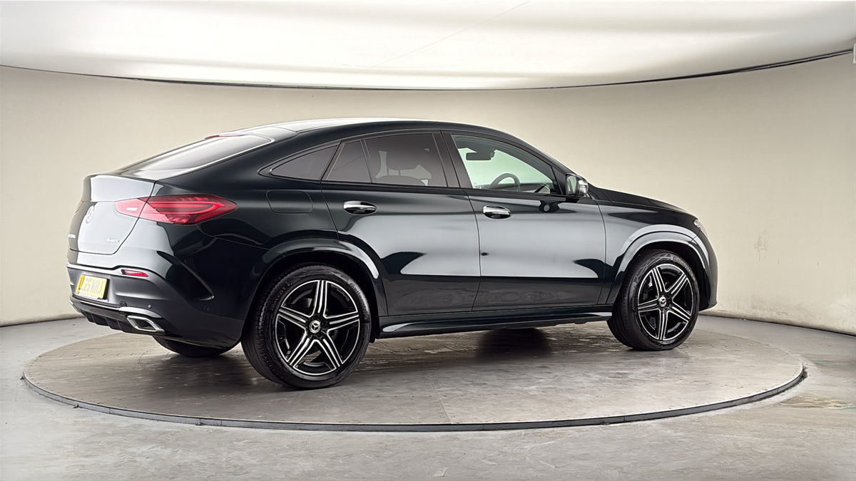 More views of Mercedes-Benz GLE