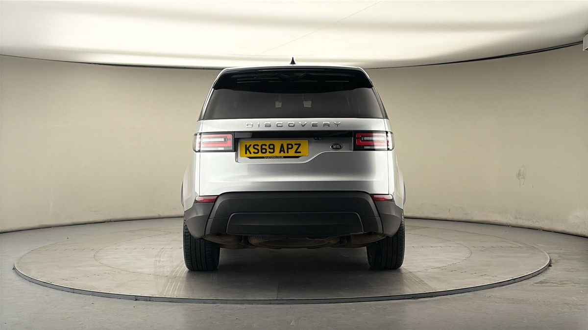 Land Rover Discovery Image 4