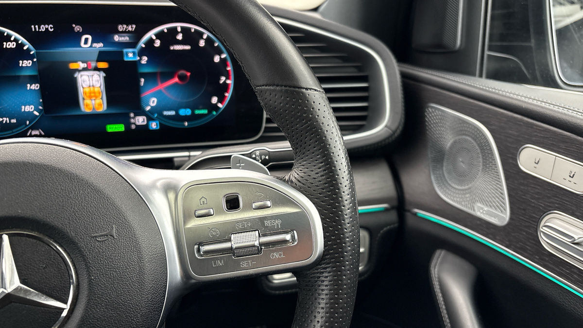 Mercedes-Benz GLE Image 14