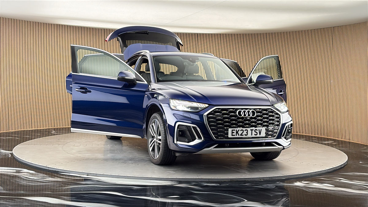 More views of Audi Q5