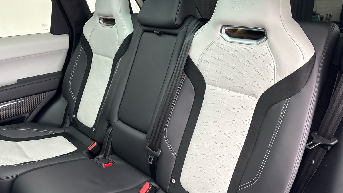 Land Rover Range Rover Sport Image 8