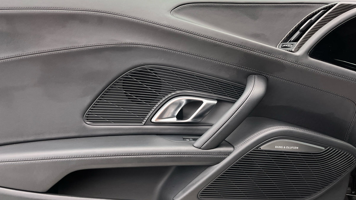 Audi R8 Image 19