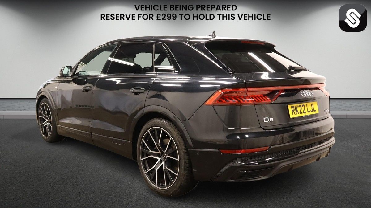 Audi Q8 Image 3