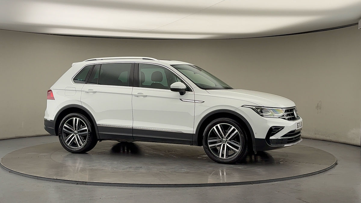 More views of Volkswagen Tiguan