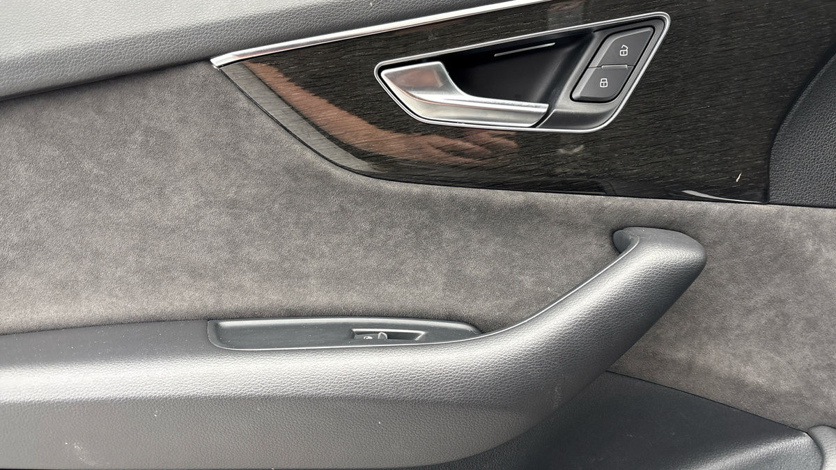 Audi Q8 Image 19