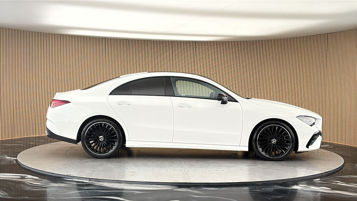 Mercedes-Benz CLA Image 16