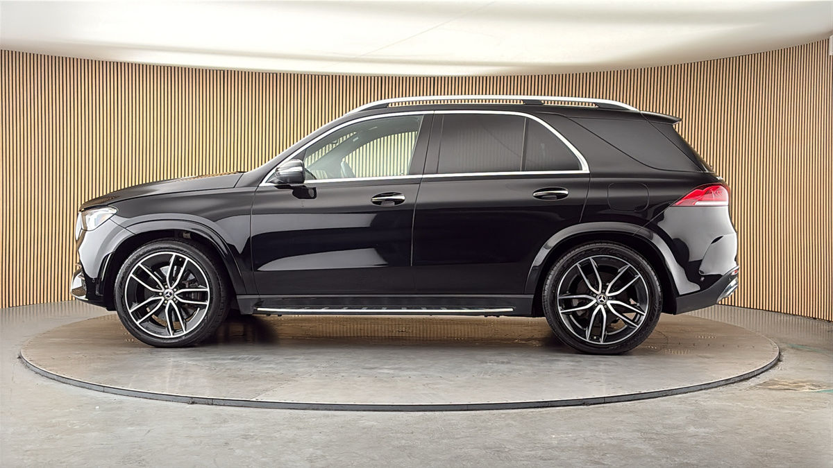 More views of Mercedes-Benz GLE