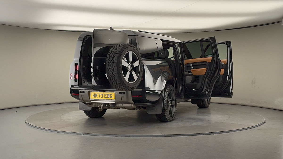 More views of Land Rover Defender 130