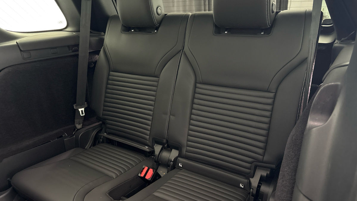Land Rover Discovery Image 37