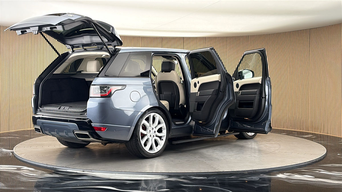 More views of Land Rover Range Rover Sport