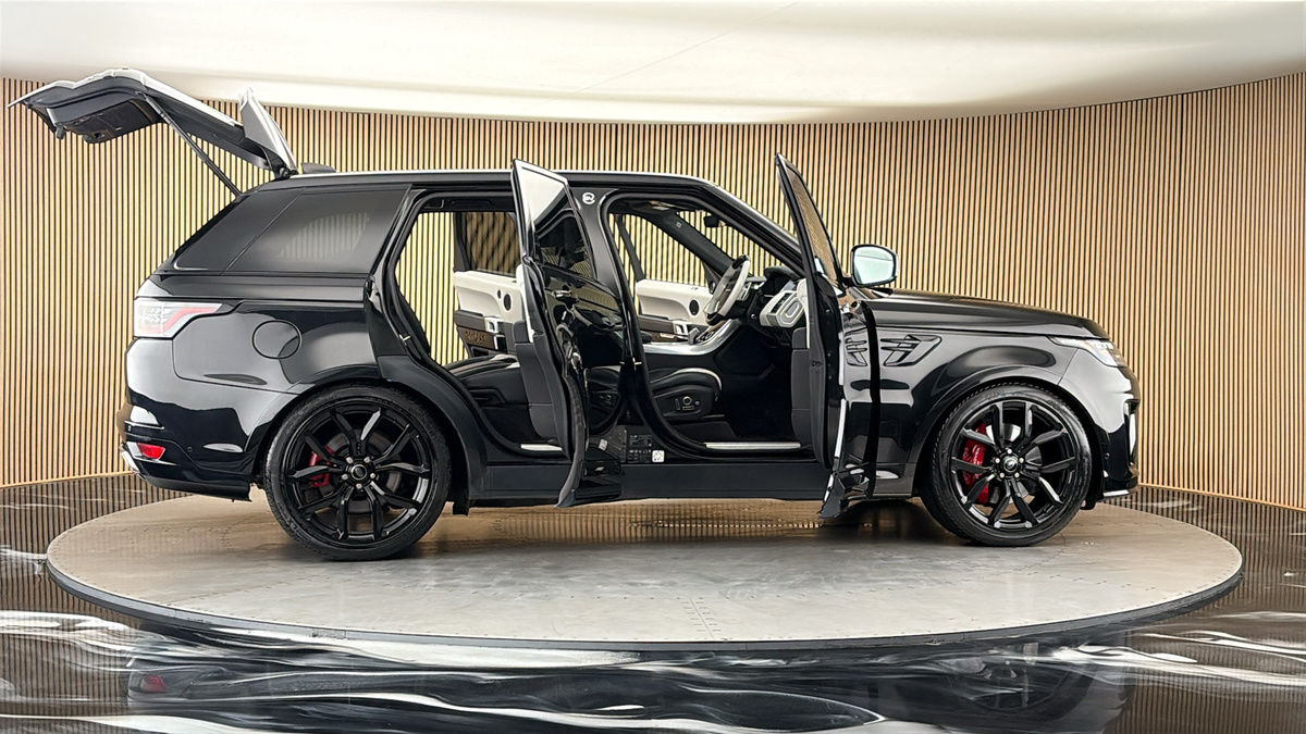 More views of Land Rover Range Rover Sport