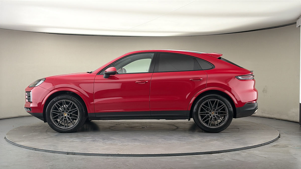 Porsche Cayenne Image 15