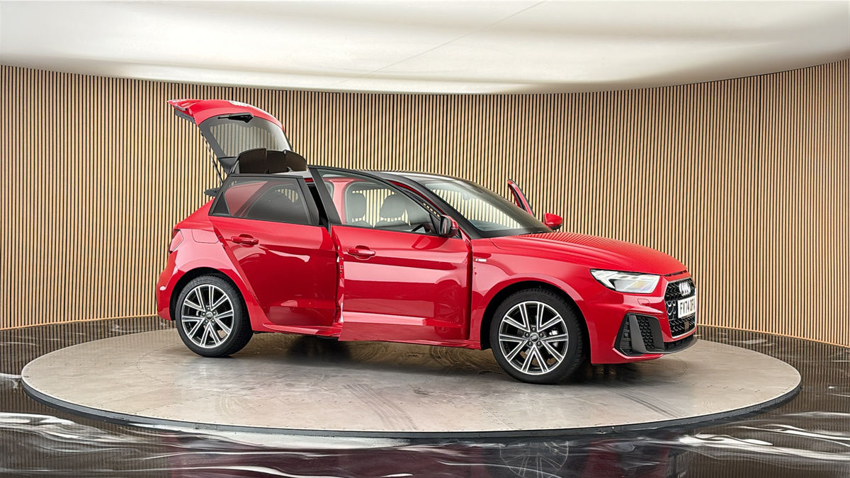 More views of Audi A1