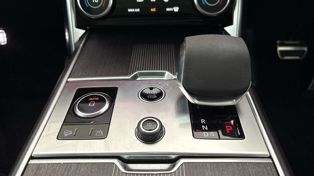 Land Rover Range Rover Image 31