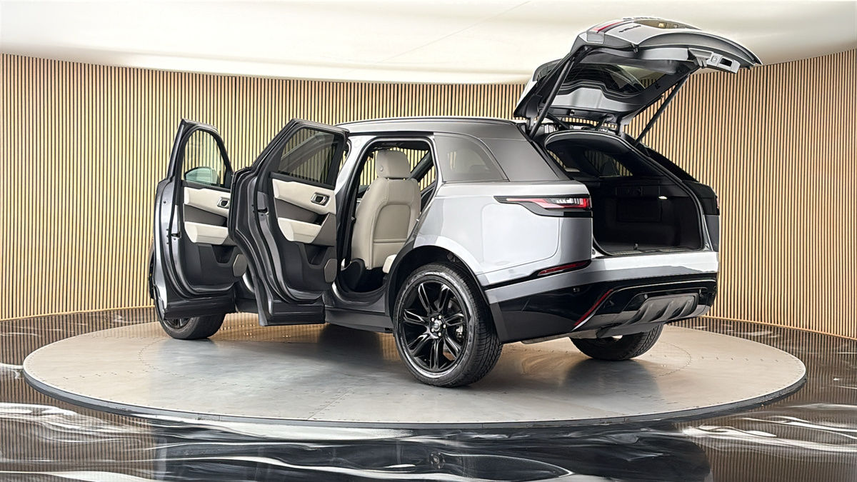 More views of Land Rover Range Rover Velar