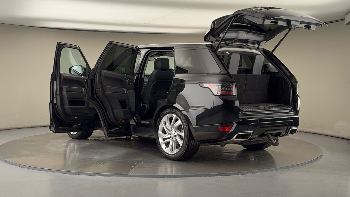 More views of Land Rover Range Rover Sport