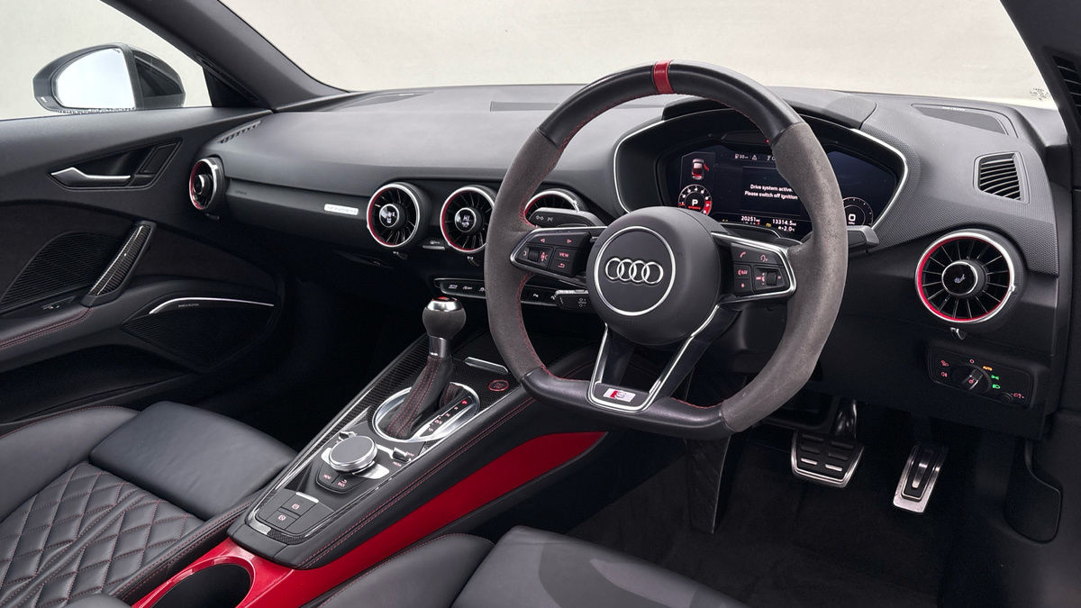 Audi TTS Image 5