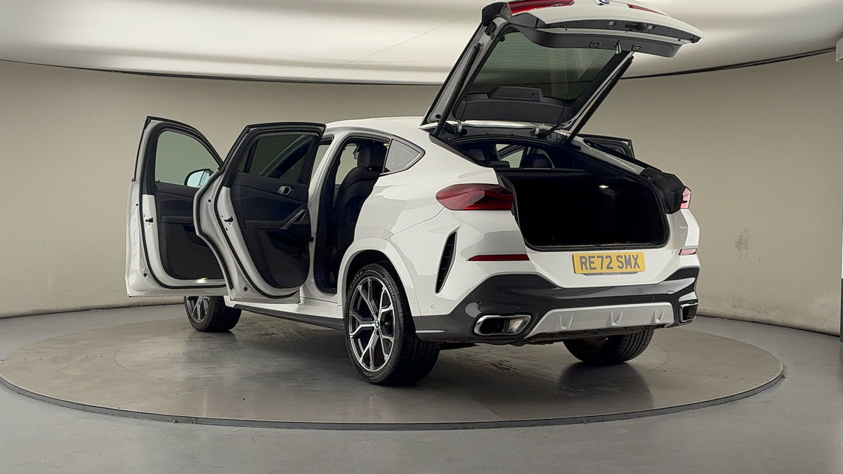 BMW X6 Image 23
