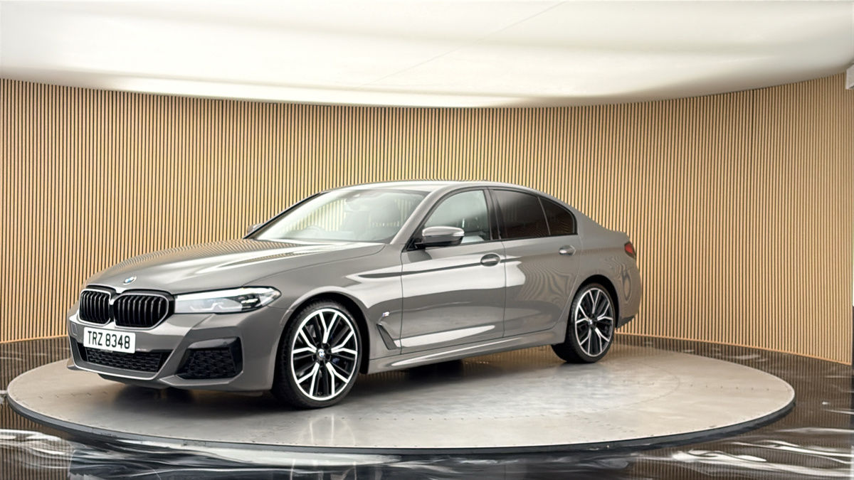 BMW 5 Series Image 20