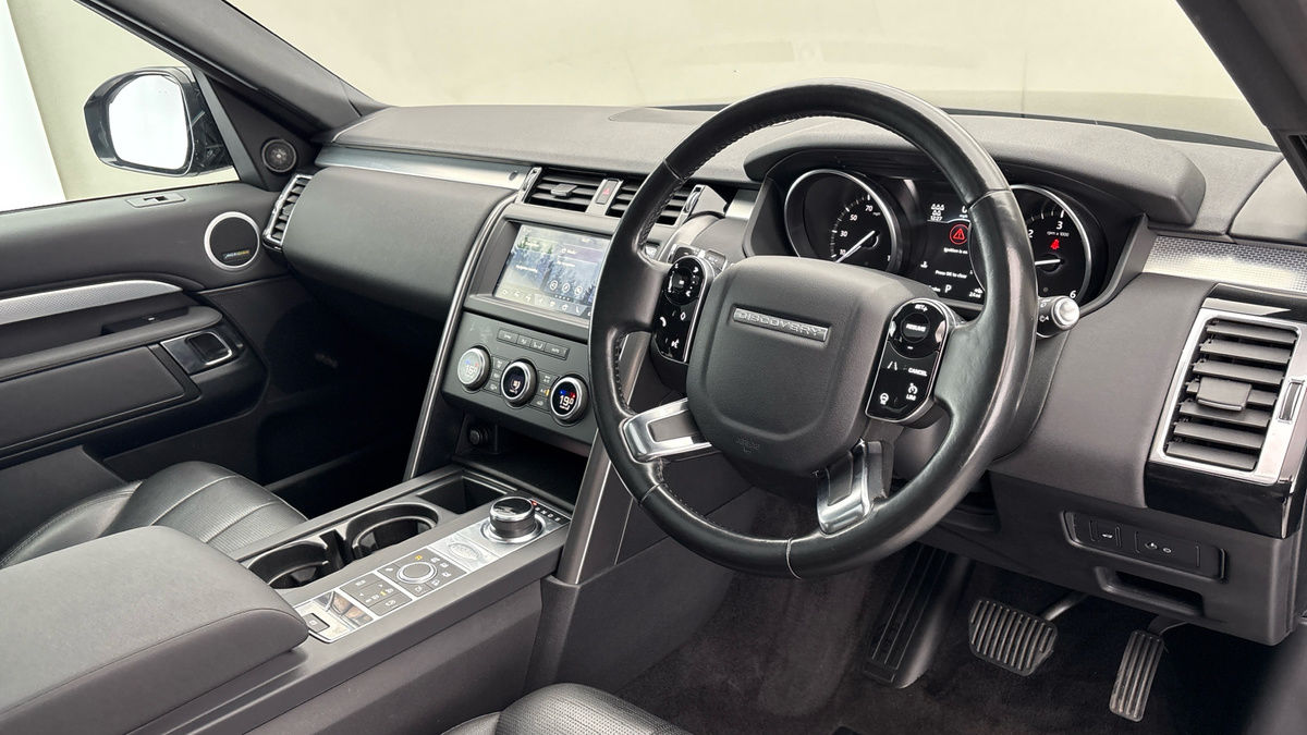 Land Rover Discovery Image 10