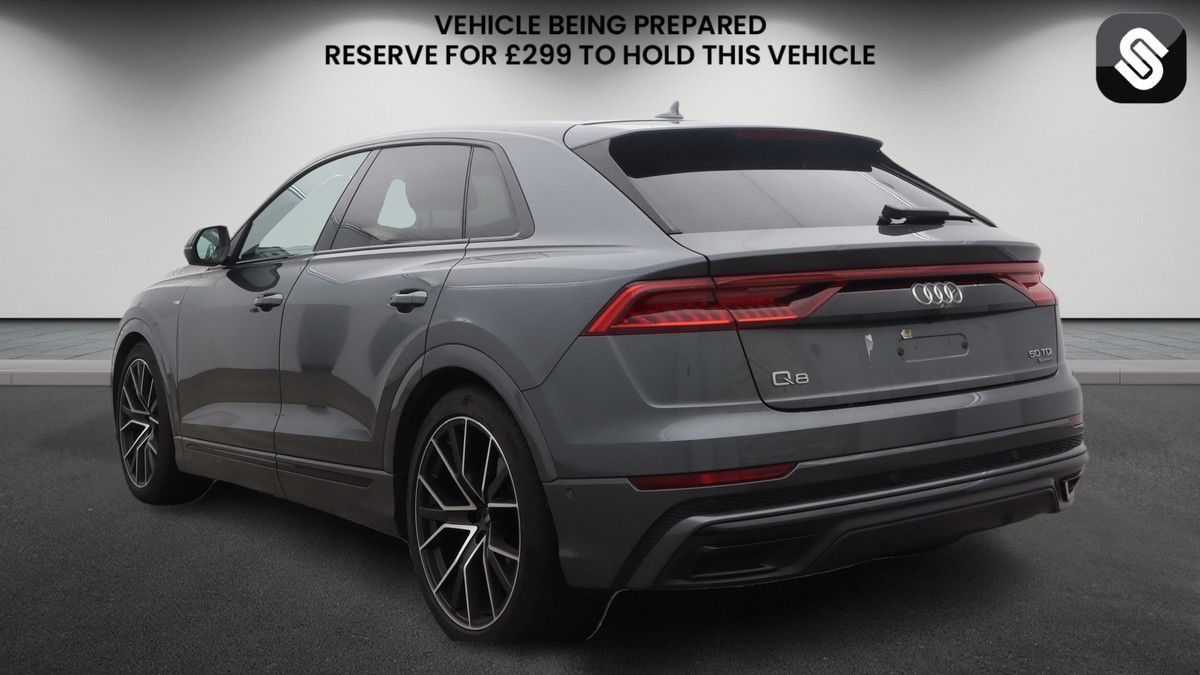 Audi Q8 Image 3