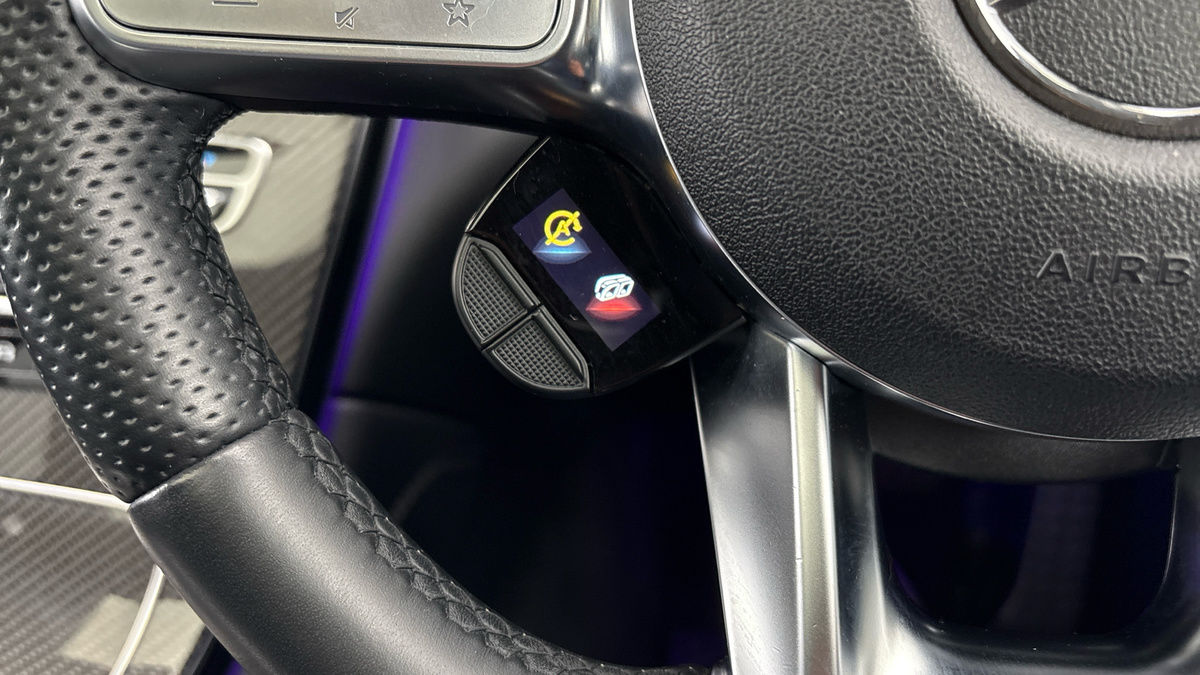 Mercedes-Benz GLC Image 31