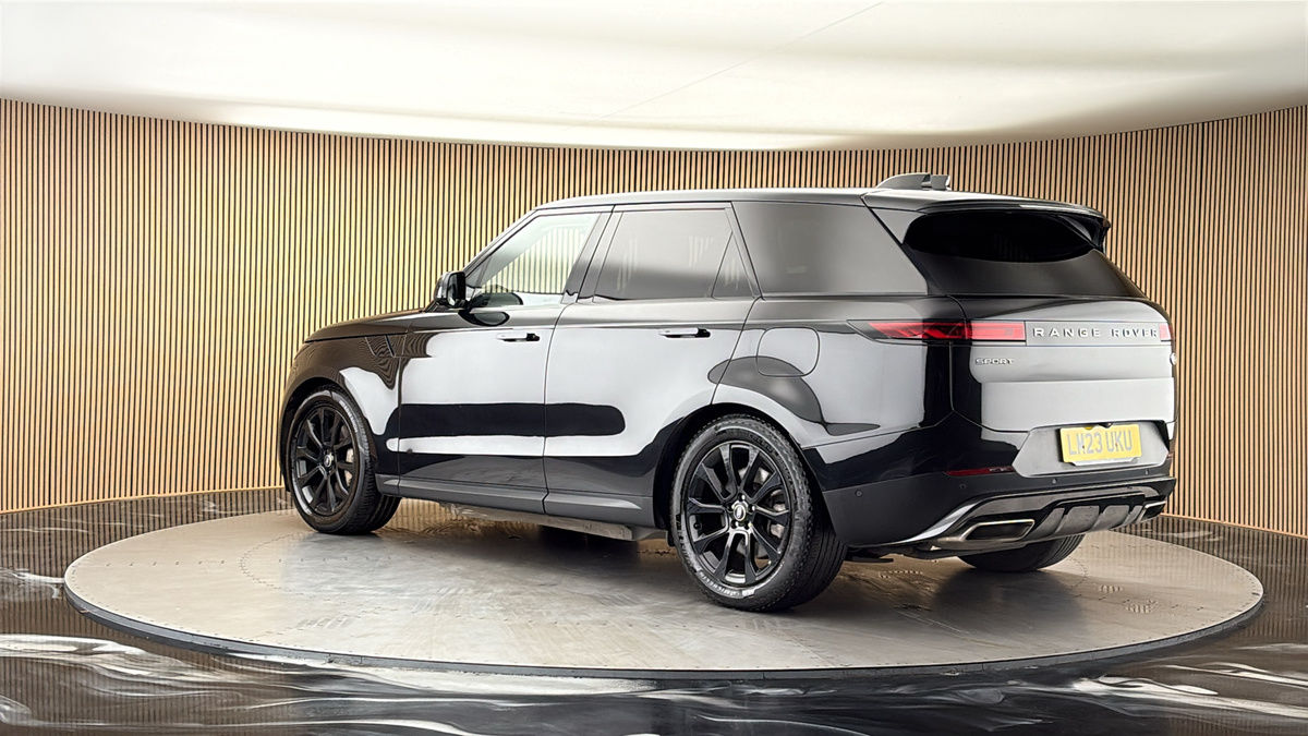 More views of Land Rover Range Rover Sport