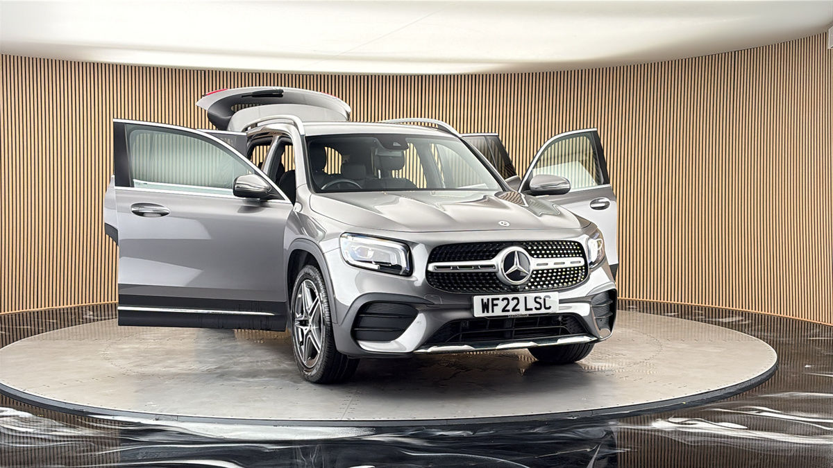 More views of Mercedes-Benz GLB