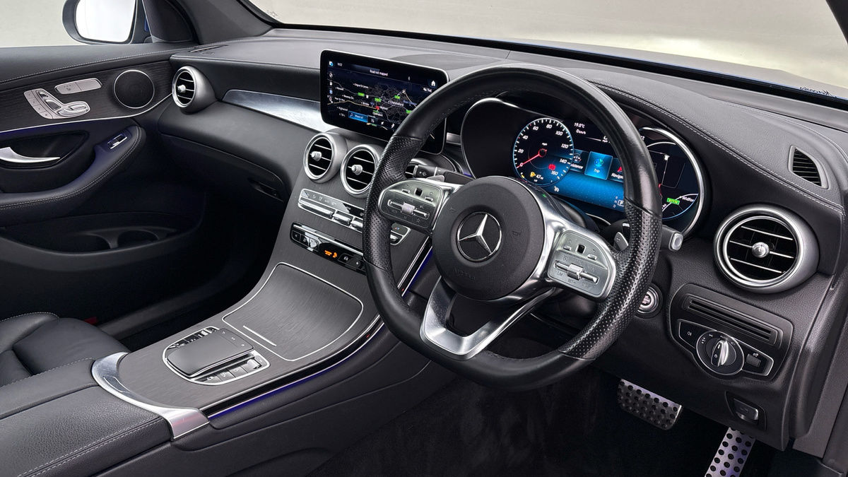 Mercedes-Benz GLC Image 5