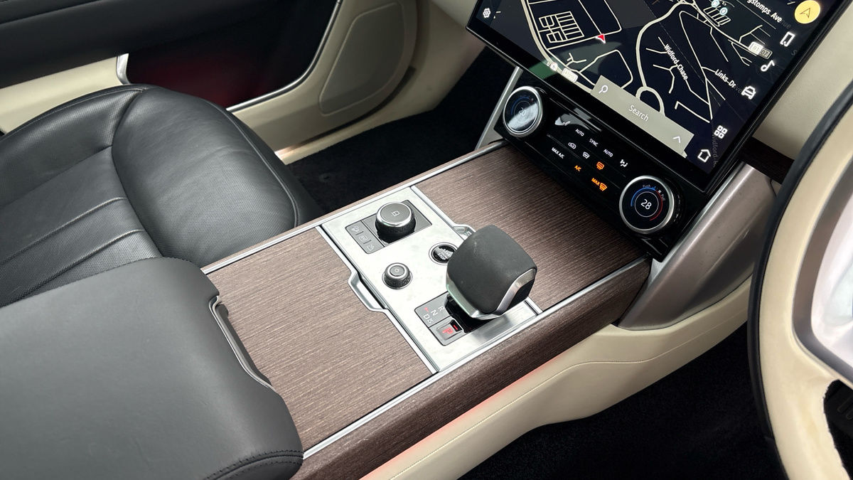 Land Rover Range Rover Image 18