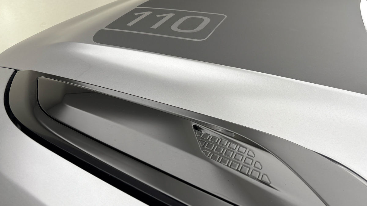 Land Rover Defender 110 Urban Image 28