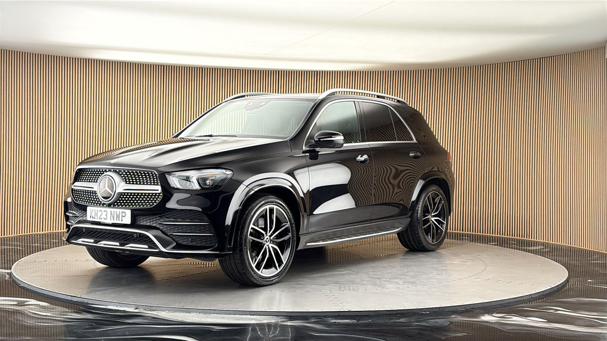 More views of Mercedes-Benz GLE