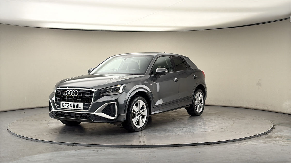 More views of Audi Q2