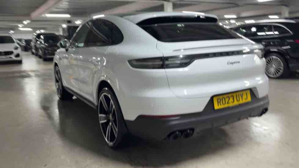 More views of Porsche Cayenne