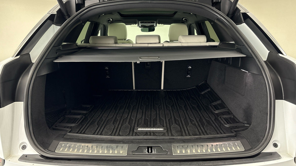 Land Rover Range Rover Velar Image 11
