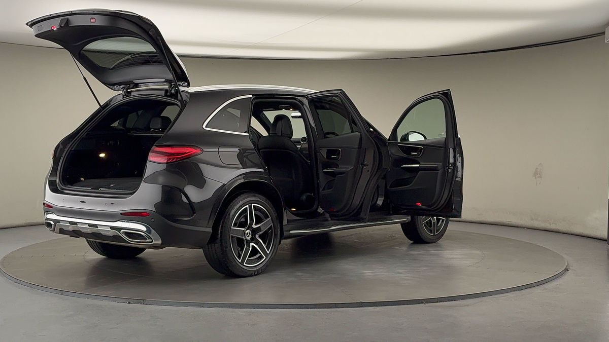 More views of Mercedes-Benz GLC